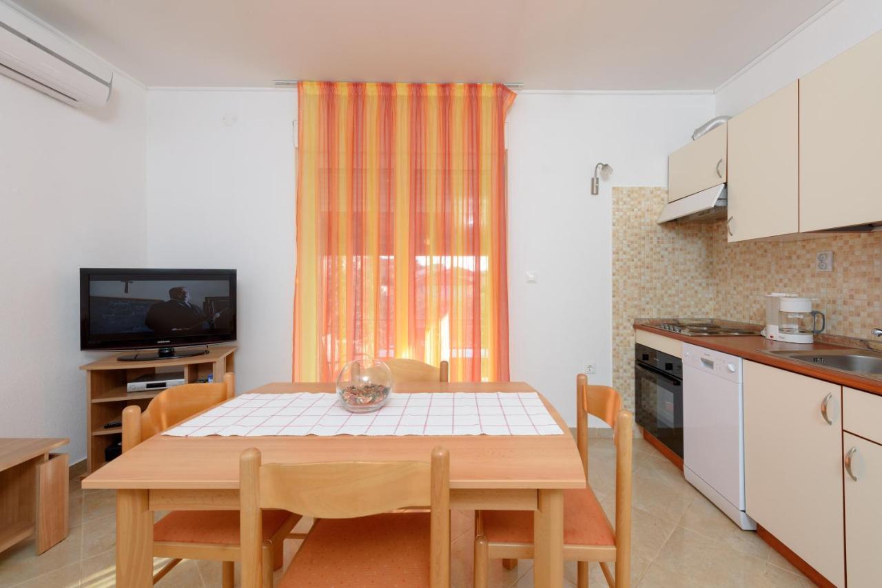 Apartmani Petra Trogir Bagian luar foto